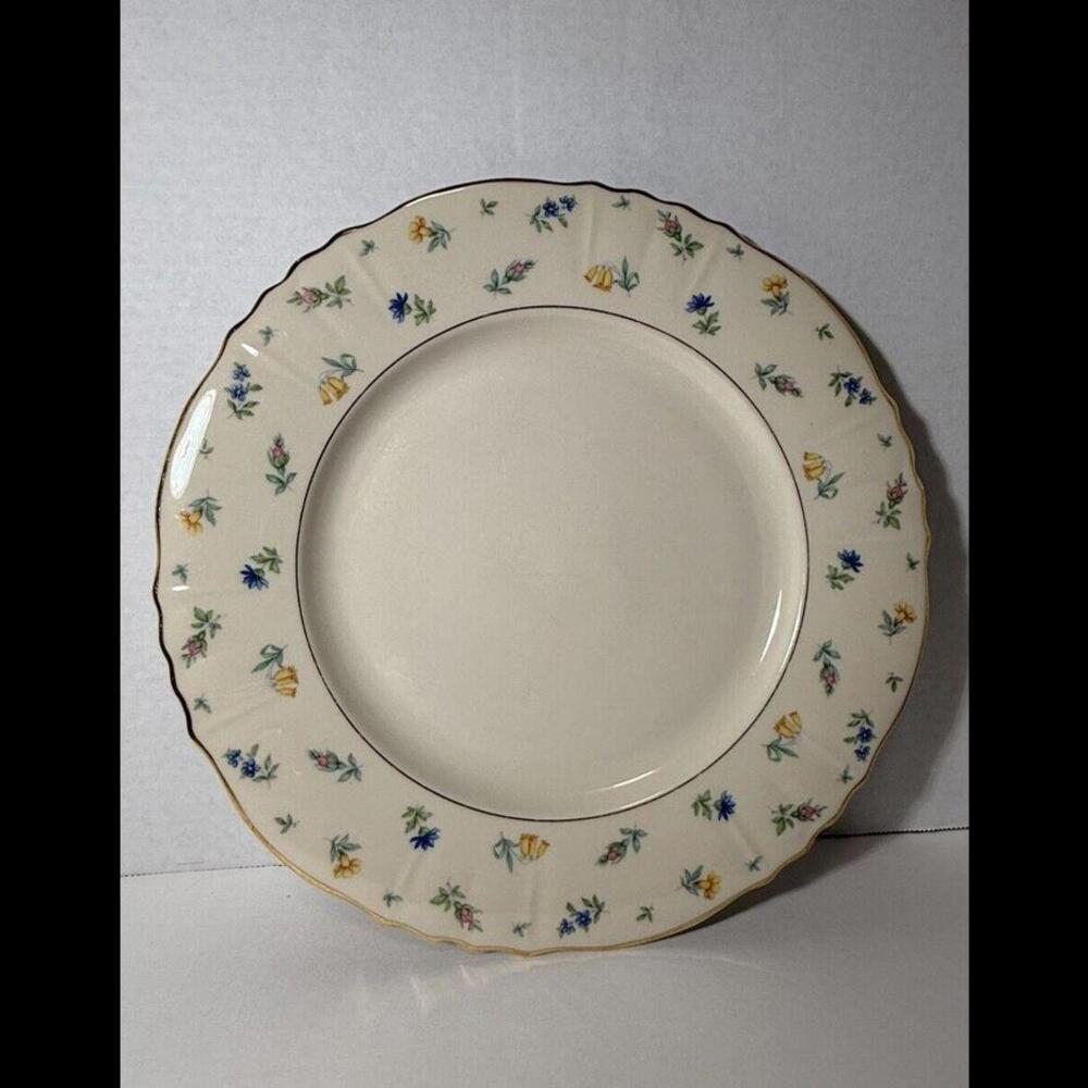 Syracuse Suzanne Dinner Plate, Small Multi Color Flowers, Double Gold Trim, USA